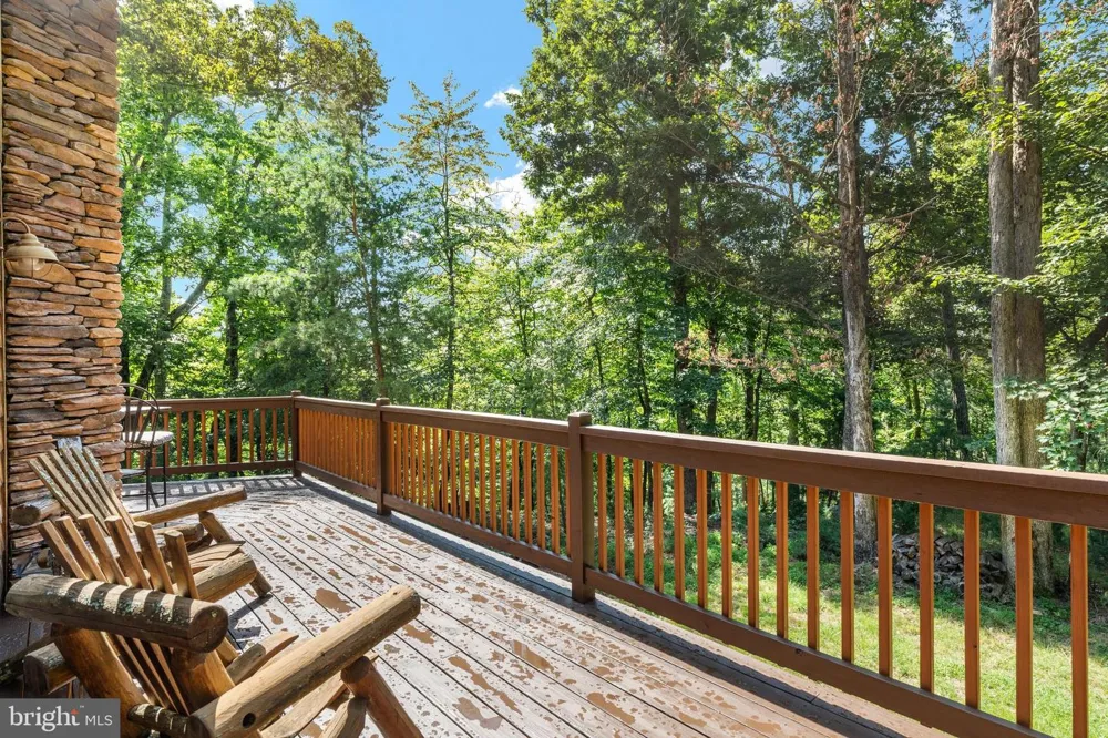 537 LOWER FLATS DRIVE Yellow Spring, WV 26865