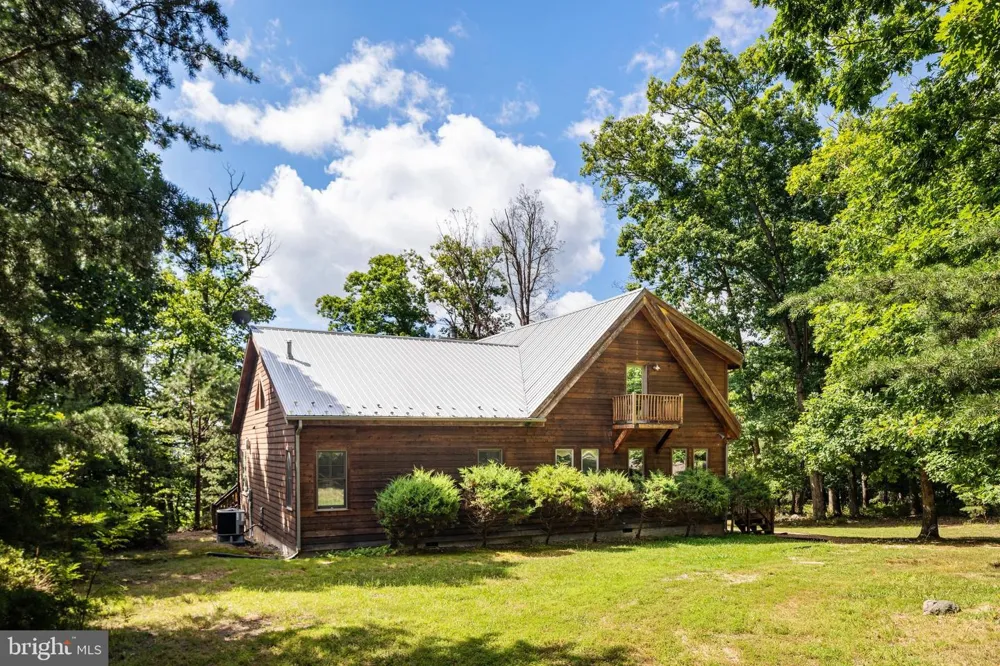 537 LOWER FLATS DRIVE Yellow Spring, WV 26865