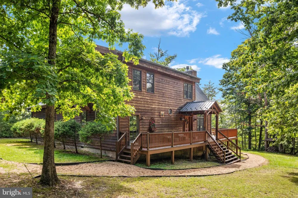 537 LOWER FLATS DRIVE Yellow Spring, WV 26865