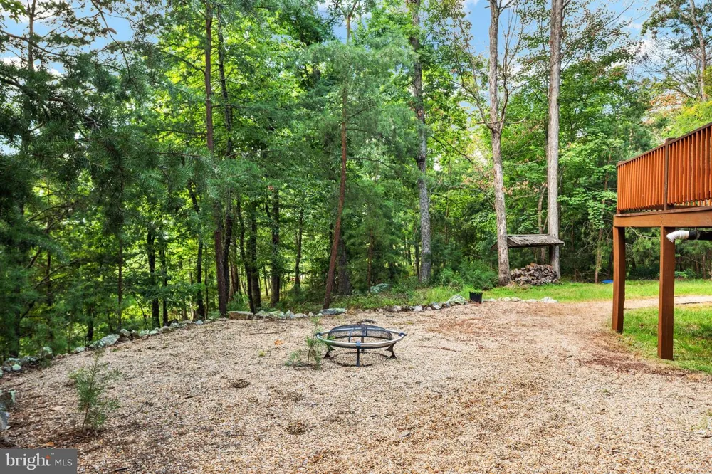 537 LOWER FLATS DRIVE Yellow Spring, WV 26865