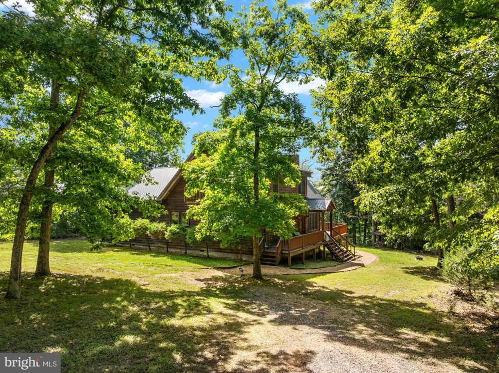 537 LOWER FLATS DRIVE Yellow Spring, WV 26865