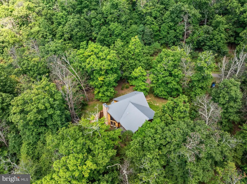 537 LOWER FLATS DRIVE Yellow Spring, WV 26865