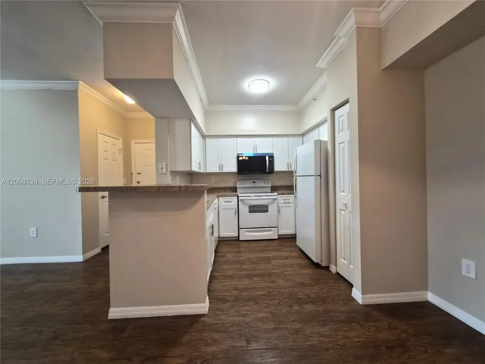 101 SW 117th Ave #7306 Pembroke Pines, FL 33025