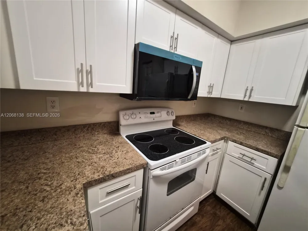 101 SW 117th Ave #7306 Pembroke Pines, FL 33025