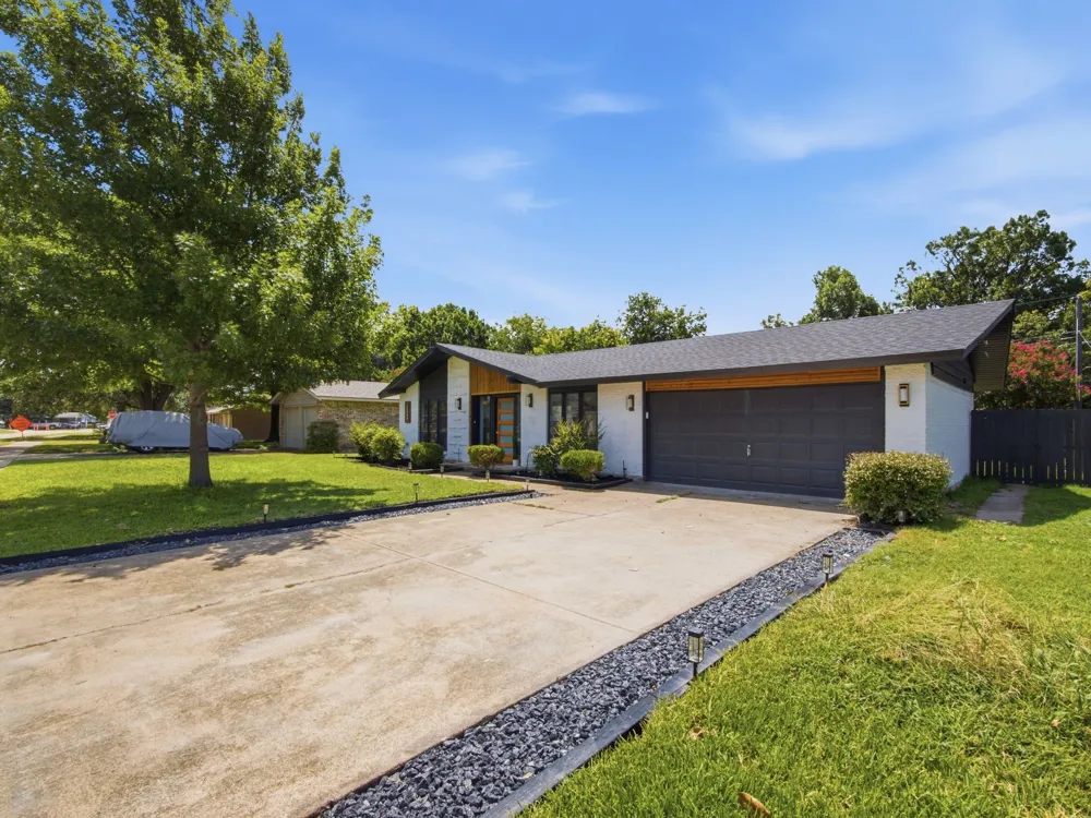 11348 Carissa Drive Dallas, TX 75218