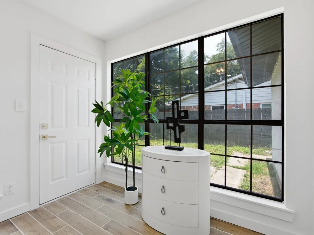 11348 Carissa Drive Dallas, TX 75218