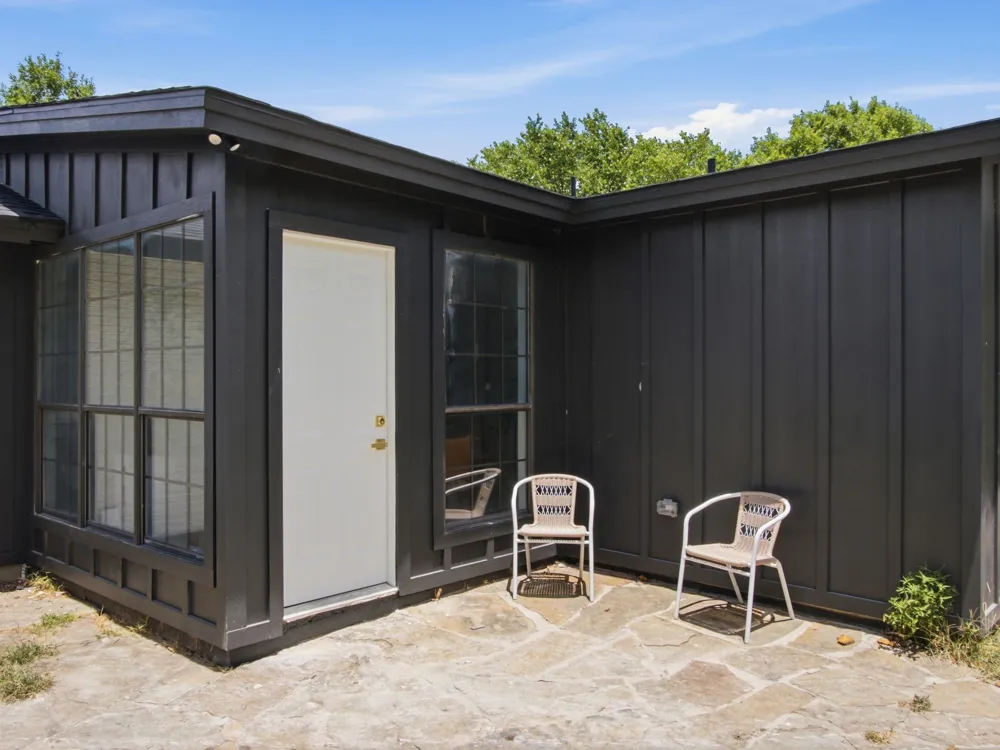 11348 Carissa Drive Dallas, TX 75218