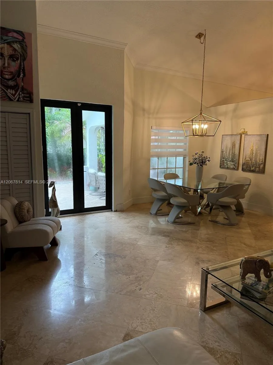 15158 NW 89th Ave Miami Lakes, FL 33018