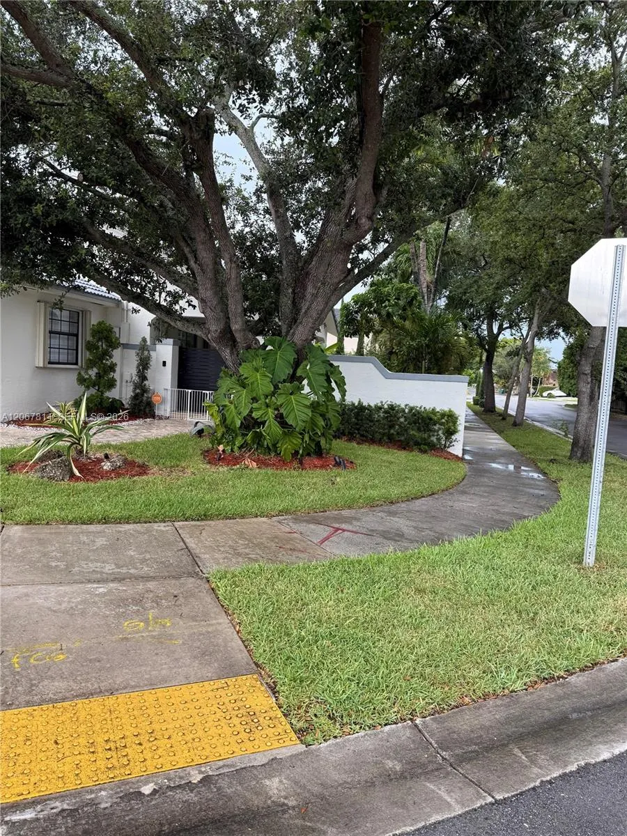 15158 NW 89th Ave Miami Lakes, FL 33018