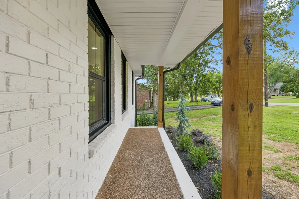 108 Airfloat Dr Hendersonville, TN 37075