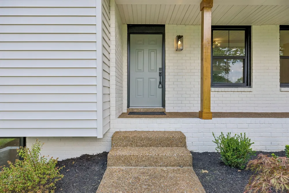 108 Airfloat Dr Hendersonville, TN 37075