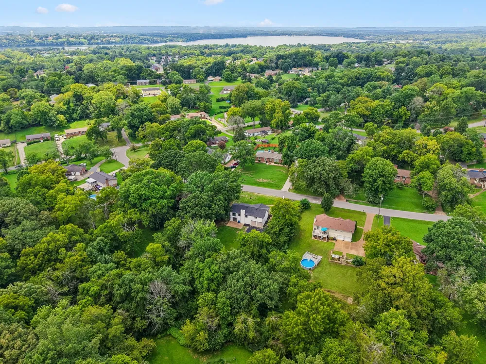 108 Airfloat Dr Hendersonville, TN 37075