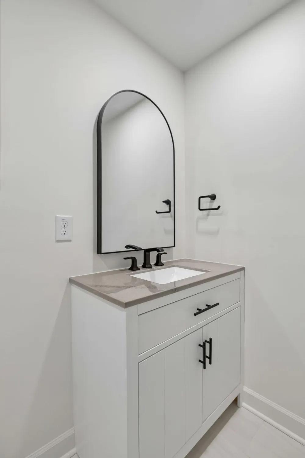 108 Airfloat Dr Hendersonville, TN 37075