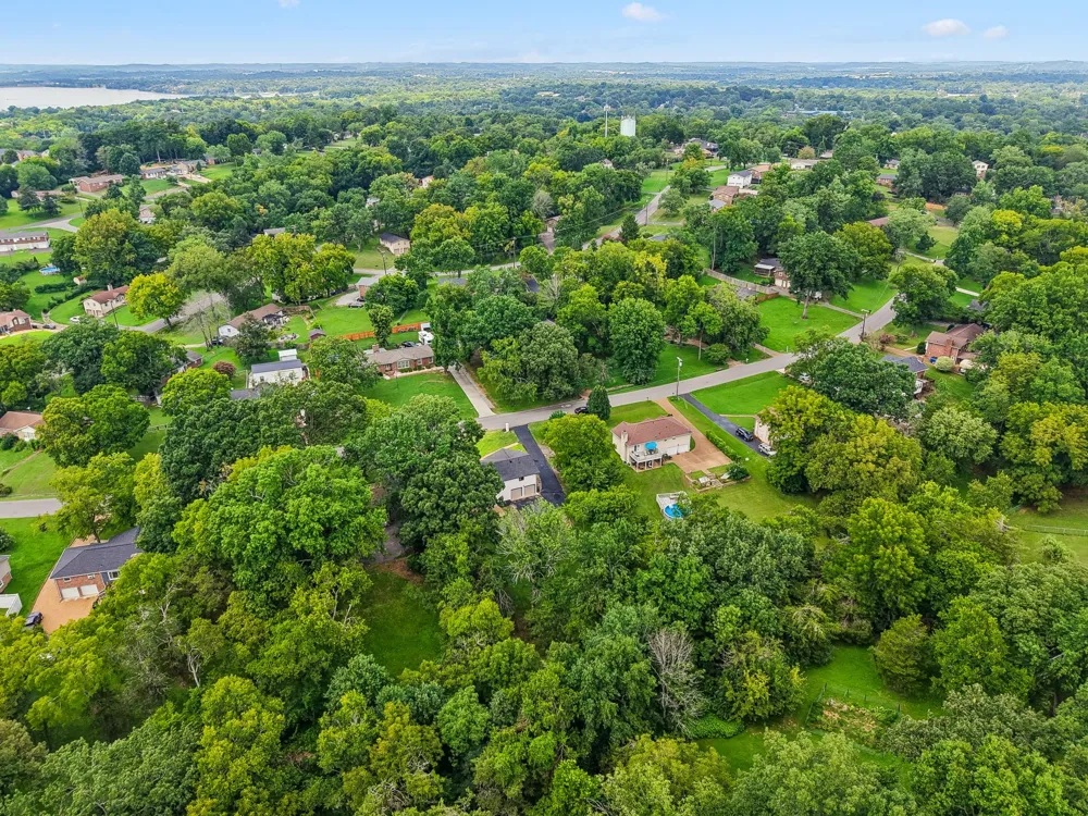 108 Airfloat Dr Hendersonville, TN 37075