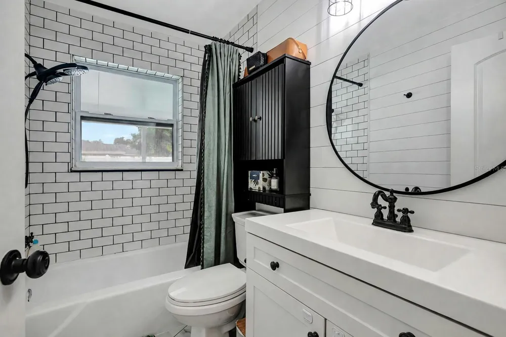 510 HILLCREST DRIVE Largo, FL 33771