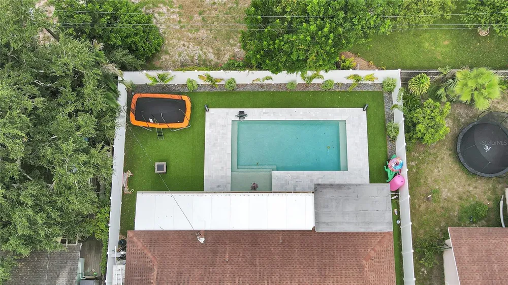 510 HILLCREST DRIVE Largo, FL 33771