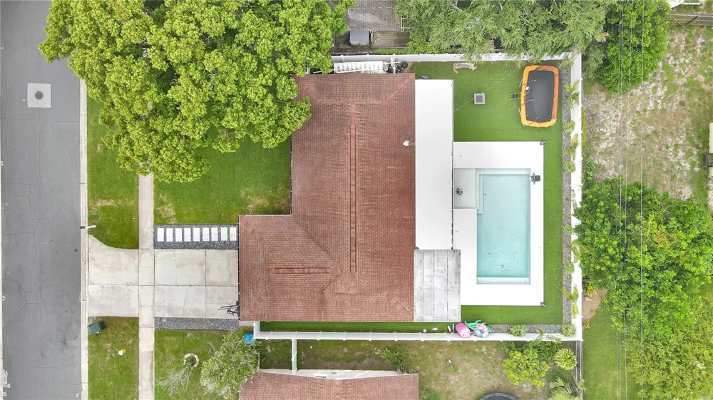 510 HILLCREST DRIVE Largo, FL 33771