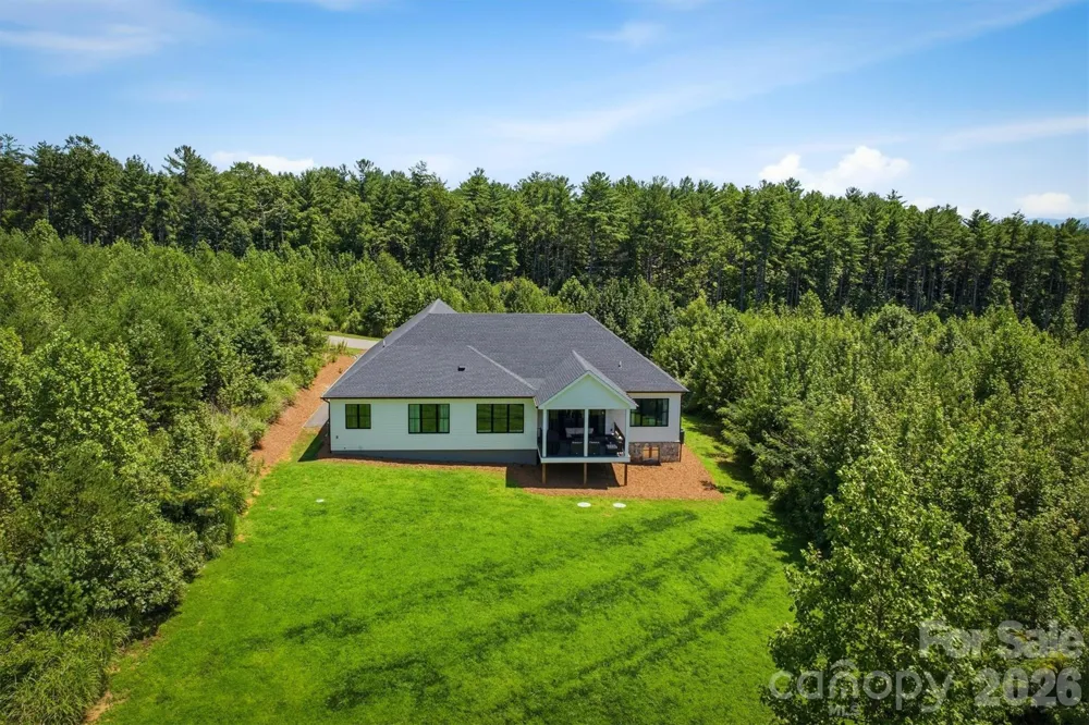 2124 Starlight Lane Morganton, NC 28655