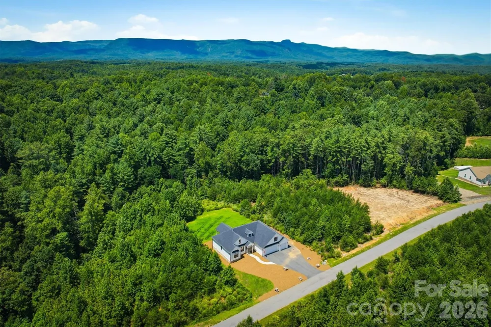 2124 Starlight Lane Morganton, NC 28655