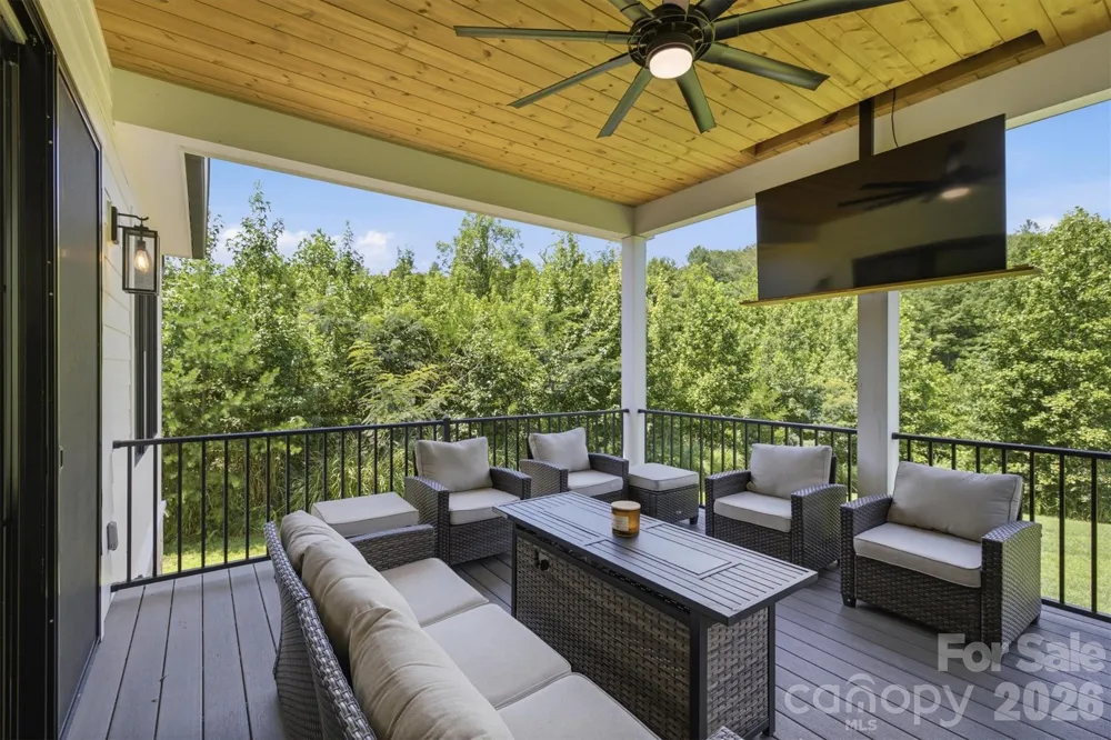 2124 Starlight Lane Morganton, NC 28655