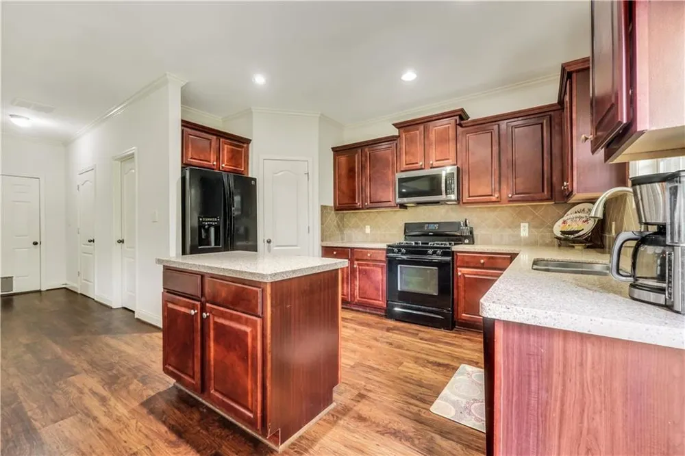 130 Northwood Creek Way Oxford, GA 30054