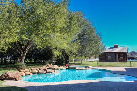 19907 Stone Lake Circle