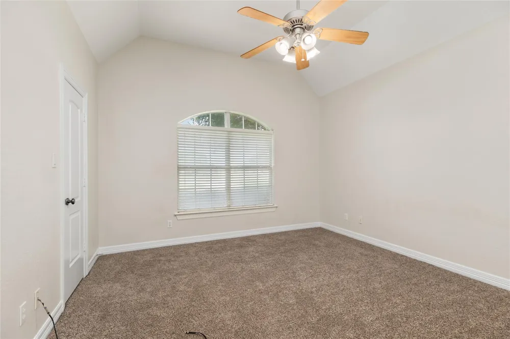 19907 Stone Lake Circle Tomball, TX 77377