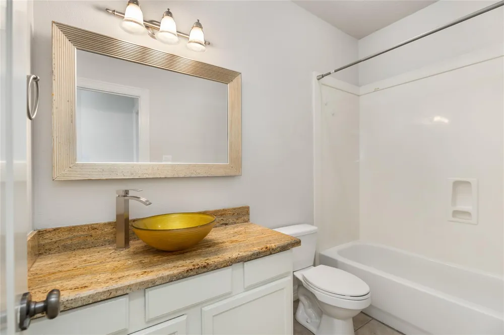 19907 Stone Lake Circle Tomball, TX 77377