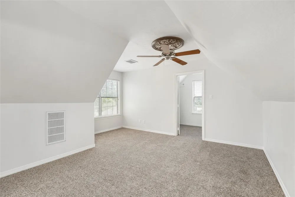 19907 Stone Lake Circle Tomball, TX 77377