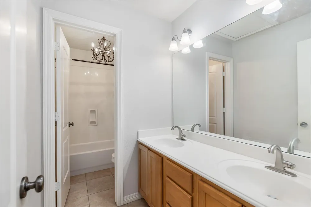 19907 Stone Lake Circle Tomball, TX 77377