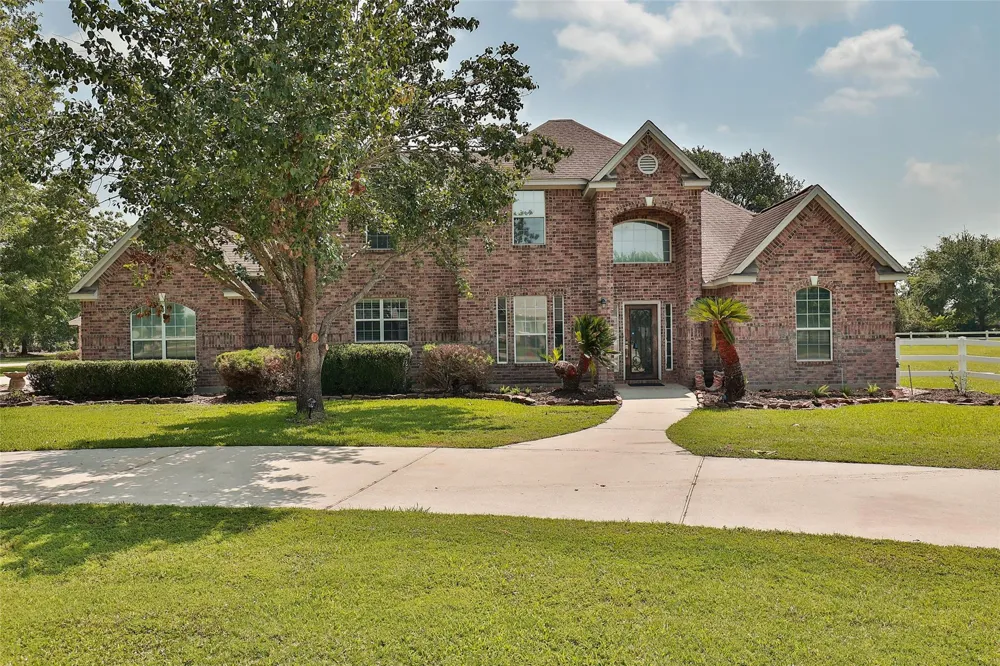 19907 Stone Lake Circle Tomball, TX 77377