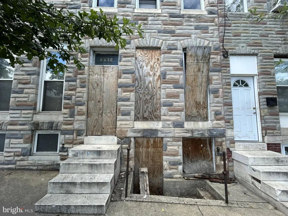 2532 FREDERICK AVENUE Baltimore, MD 21223