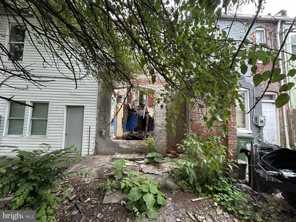 2532 FREDERICK AVENUE Baltimore, MD 21223