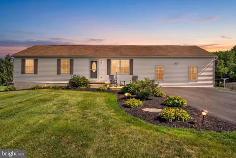 6011 HOLLY TREE COURT