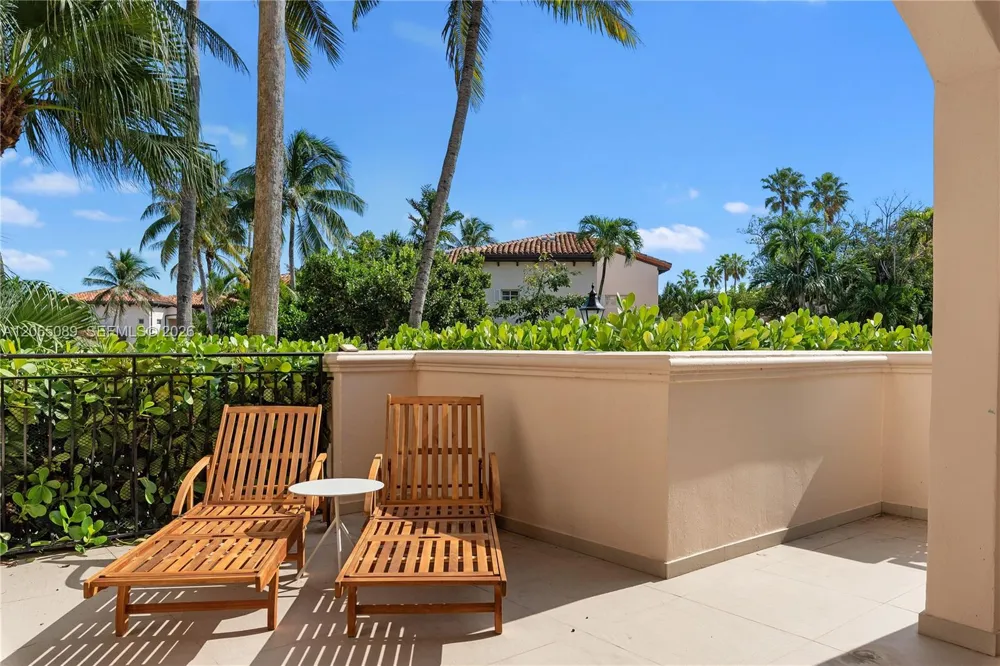 19216 Fisher Island Dr #19216 Fisher Island, FL 33109