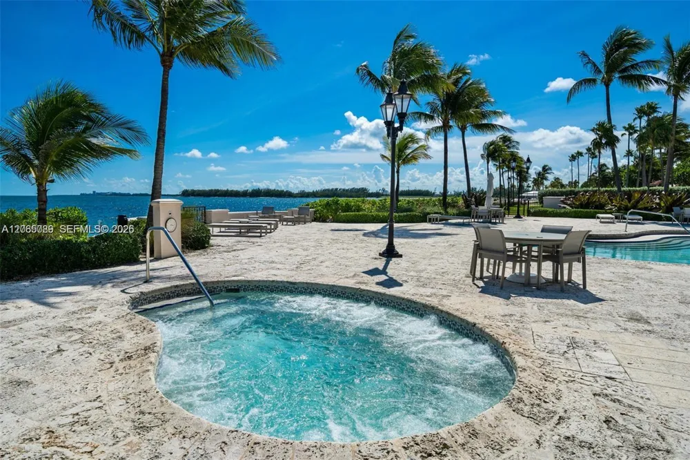 19216 Fisher Island Dr #19216 Fisher Island, FL 33109