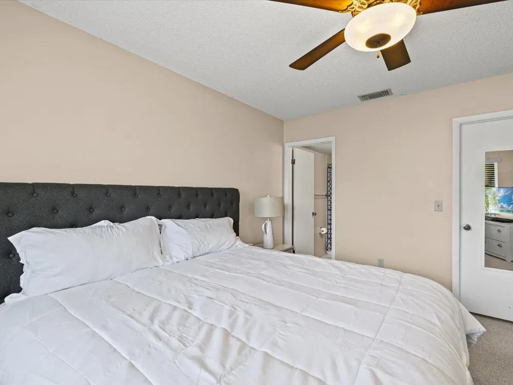 3843 LIGHTHOUSE WAY New Port Richey, FL 34652