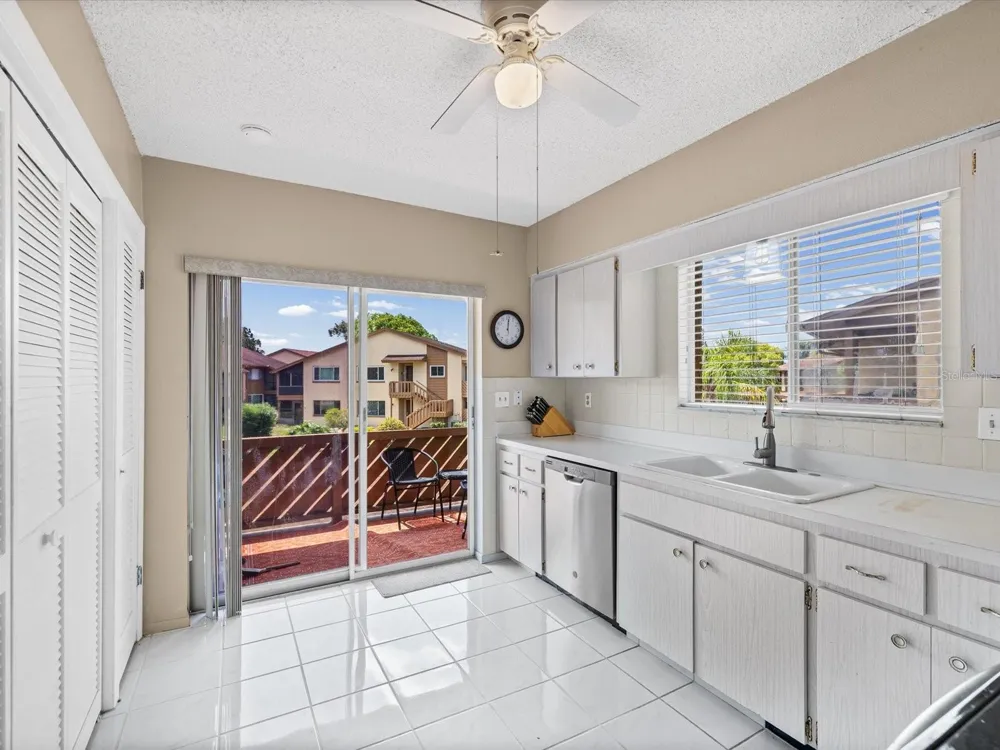 3843 LIGHTHOUSE WAY New Port Richey, FL 34652