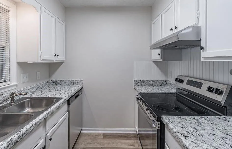 1050 Old Holcomb Bridge Road Roswell, GA 30076