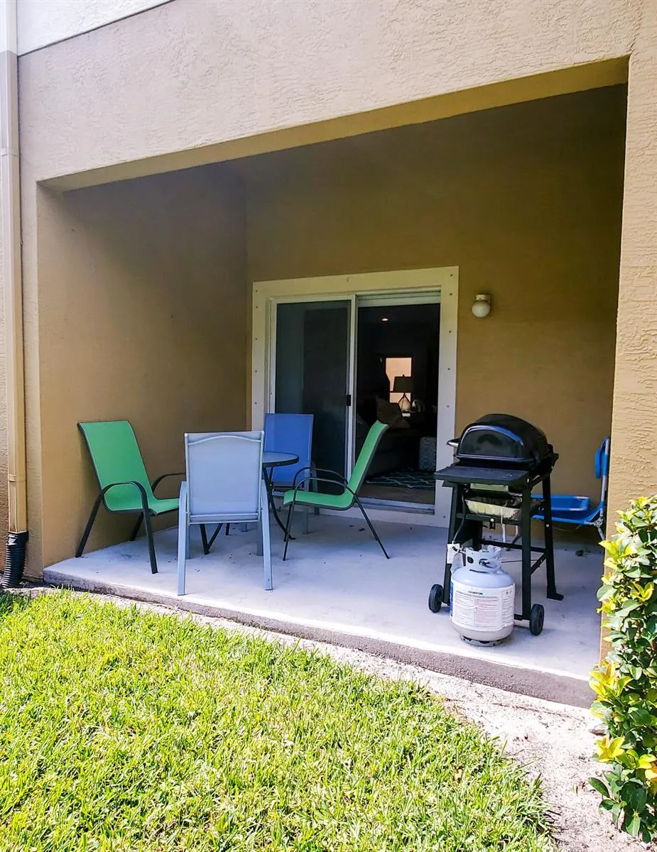 1560 SE Wilshire Place #102 Stuart, FL 34994