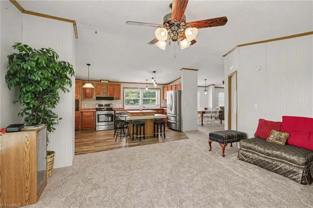 1060 Knobview Lane Pilot Mountain, NC 27041