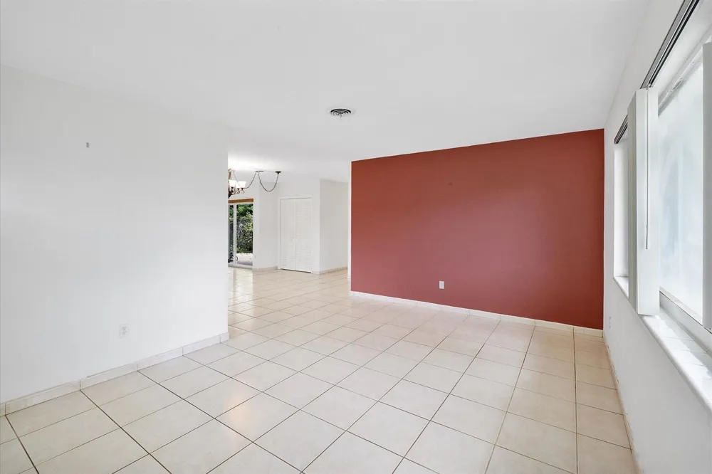 13988 Lake Lure Court Miami Lakes, FL 33014
