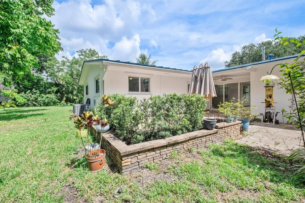 13988 Lake Lure Court Miami Lakes, FL 33014