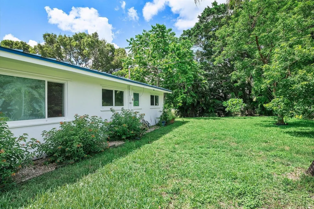 13988 Lake Lure Court Miami Lakes, FL 33014
