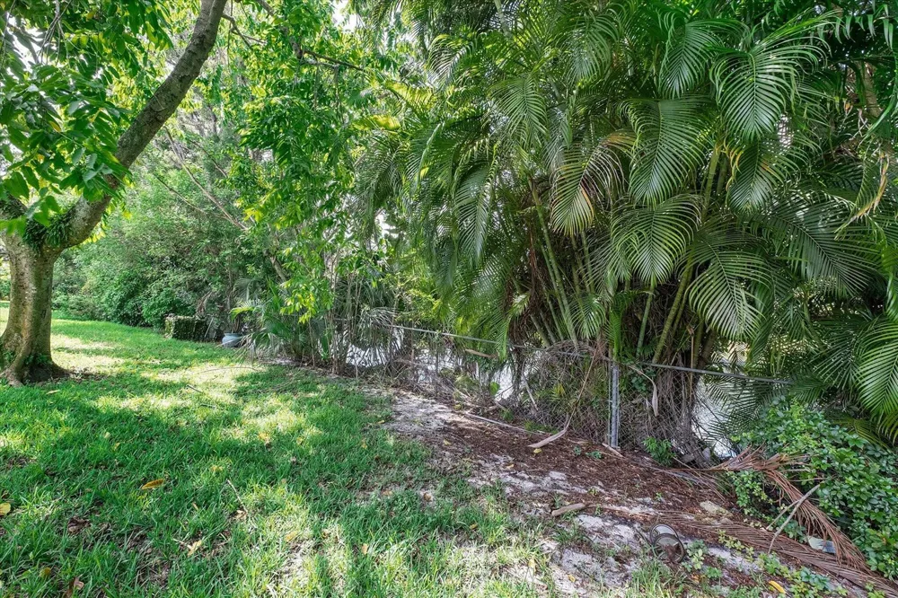 13988 Lake Lure Court Miami Lakes, FL 33014