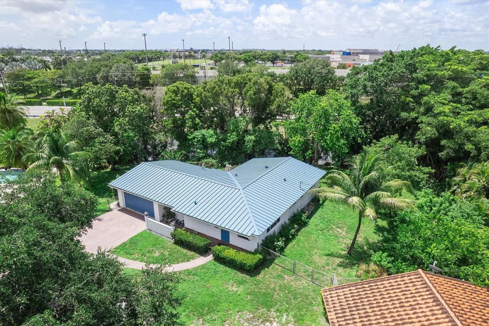 13988 Lake Lure Court Miami Lakes, FL 33014