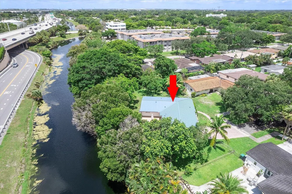 13988 Lake Lure Court Miami Lakes, FL 33014