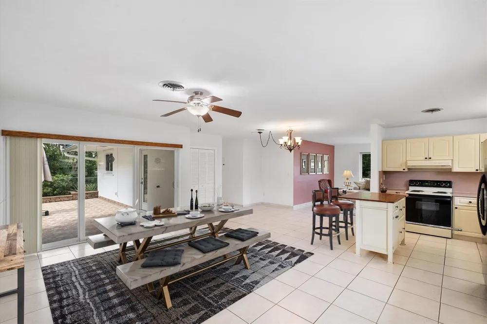 13988 Lake Lure Court Miami Lakes, FL 33014