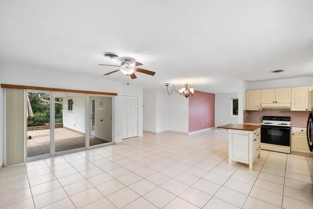 13988 Lake Lure Court Miami Lakes, FL 33014