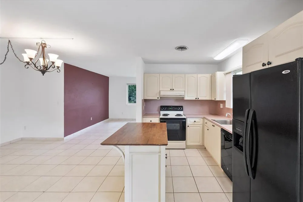 13988 Lake Lure Court Miami Lakes, FL 33014